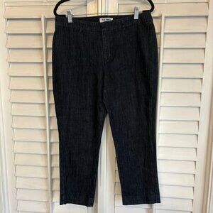 Old Navy Darkwash Crops Size 8